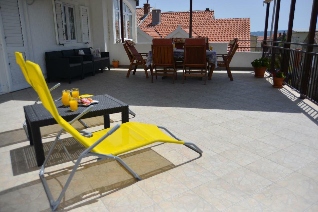City Roof Top Apartment Cambi Каштела Экстерьер фото